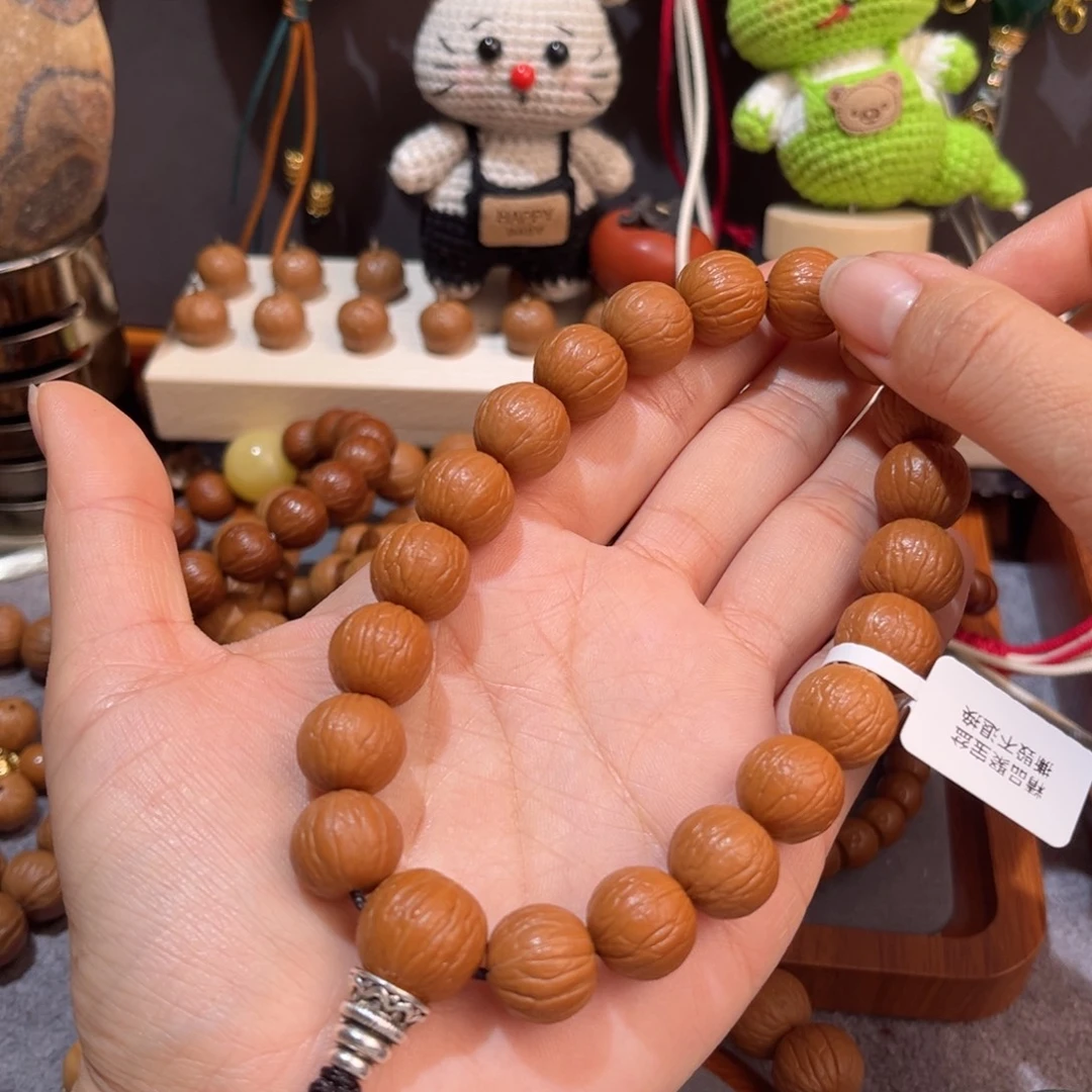 用***旭吊坠猴头核桃精品聚宝盆手持