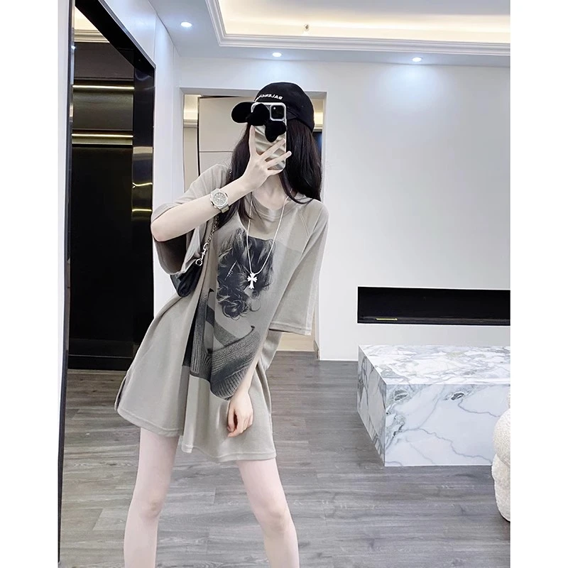 复古灰色短袖女t恤夏季2025新款开叉欧货宽松洋气设计感小众上衣