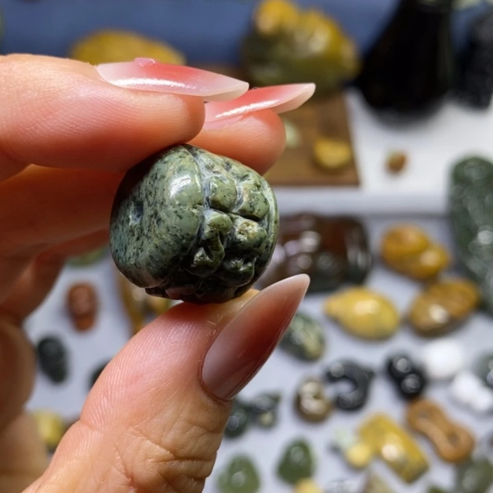 岫岩河磨玉（透闪石质玉）未镶嵌挂件