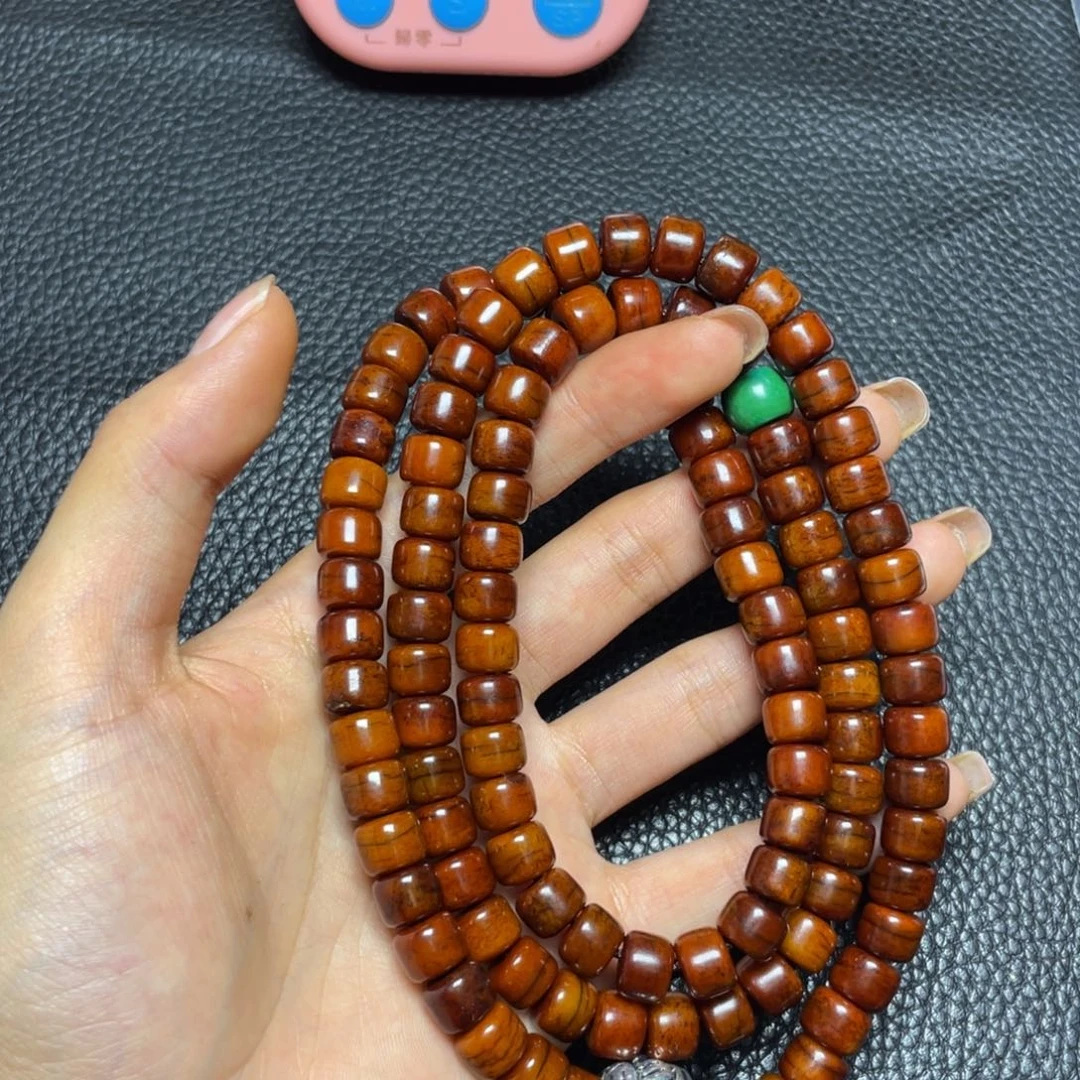 ****雨藏式风格家具及现代