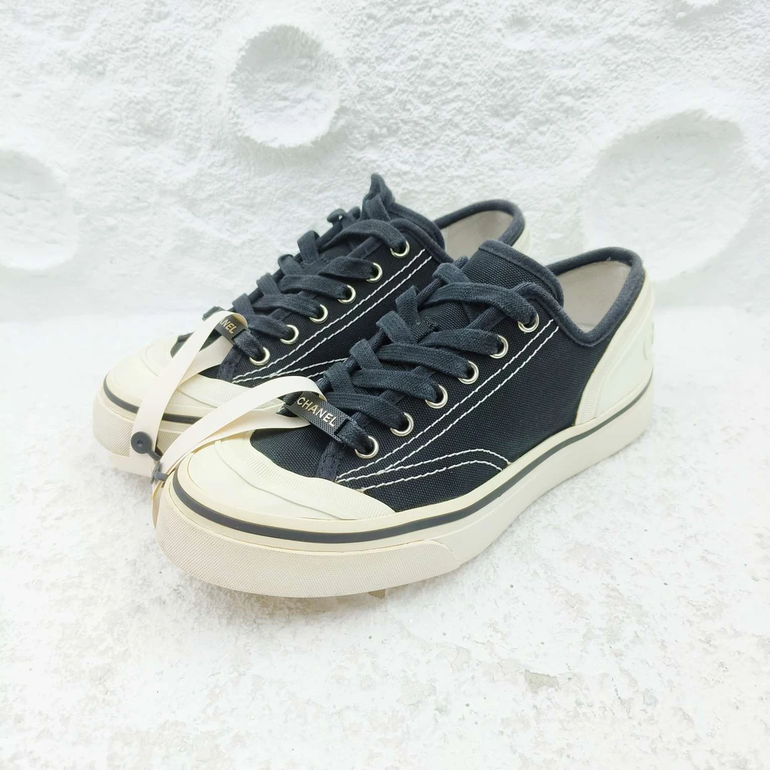 99新 Chanel/香奈儿 36码/黑色休闲鞋/A2097