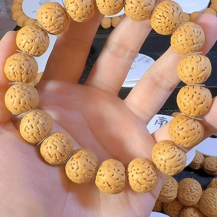 欧***行吊坠桃核金丹桃核