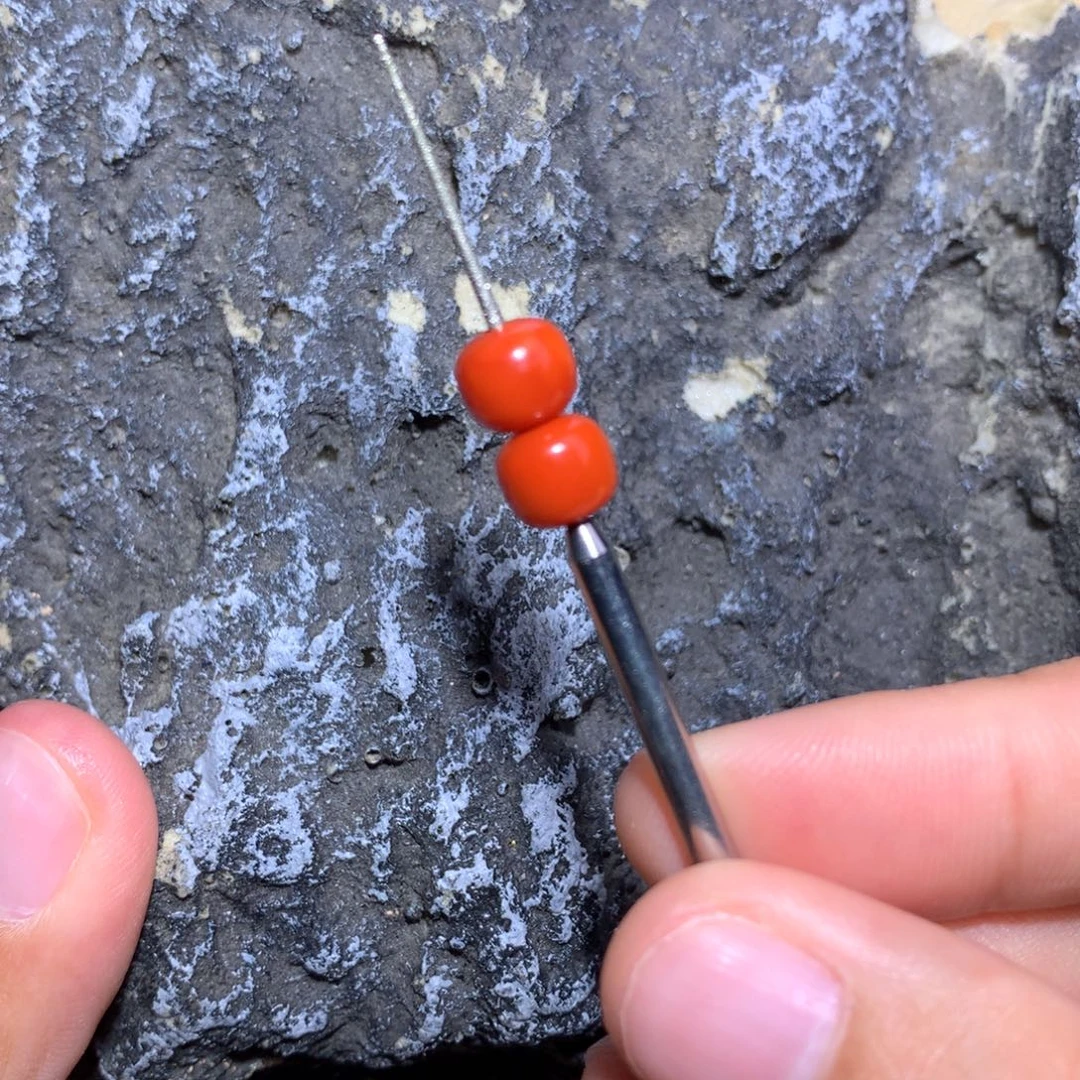 南红玛瑙未镶嵌满肉老型对珠7.1×6.1微纹