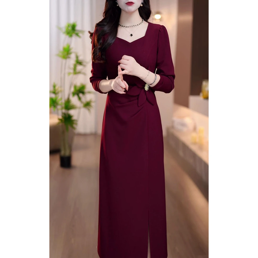 2025秋季新款时尚设计感长袖连衣裙女气质显瘦褶皱中长款开叉裙子