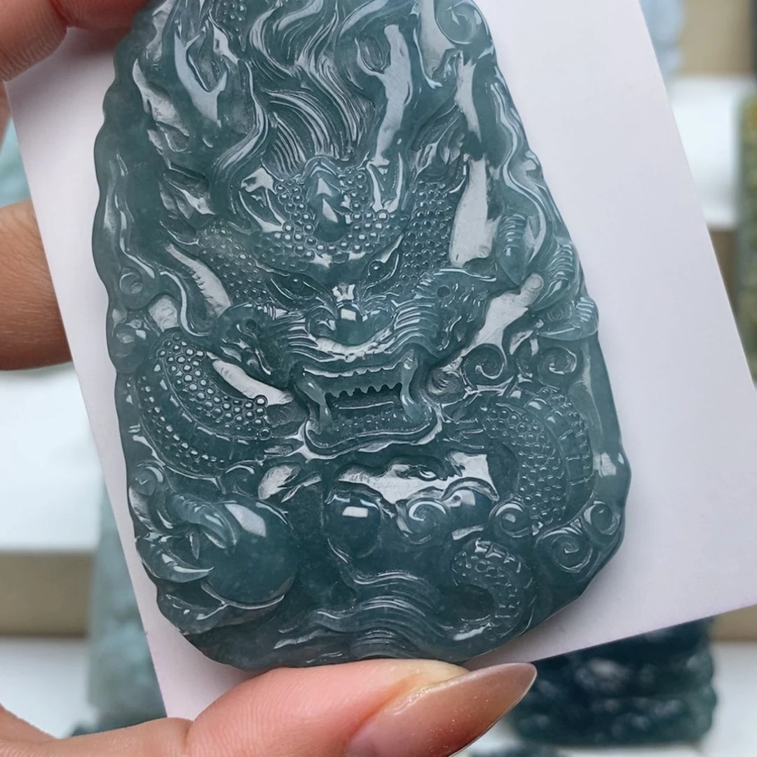 未镶嵌定制翡翠龙牌