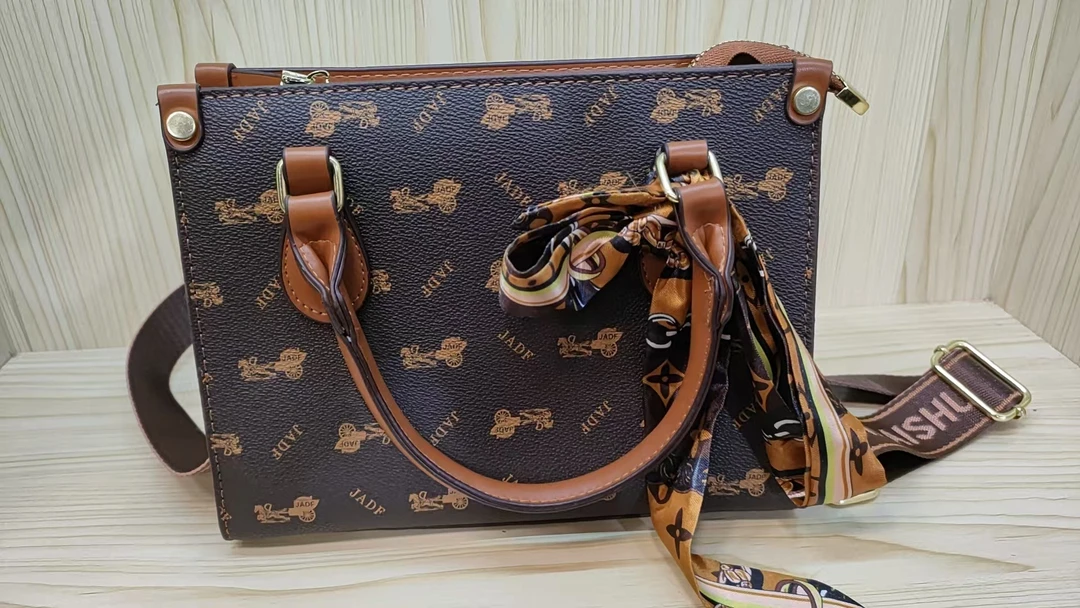 （亮牌灯点关注才可以拍）单肩斜手提包气质手提包肩包经典轻奢时尚