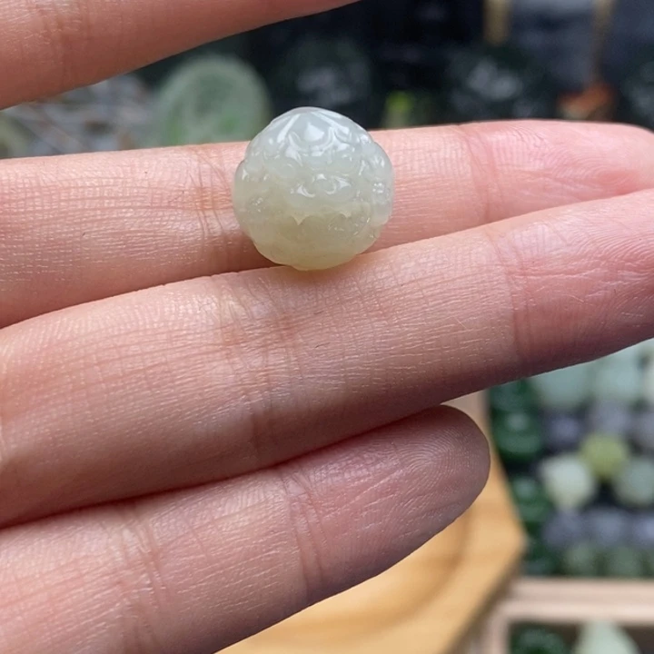 未镶嵌和田玉（糖玉）珠宝半成品