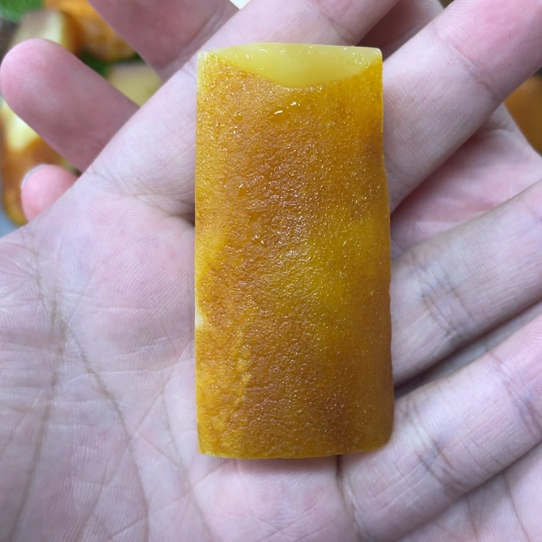 定制琥珀天然琥珀