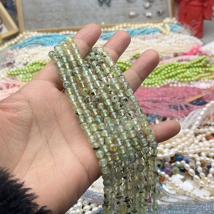 玛瑙/玉髓珠宝半成品未镶嵌一条5.5mm左右葡萄石