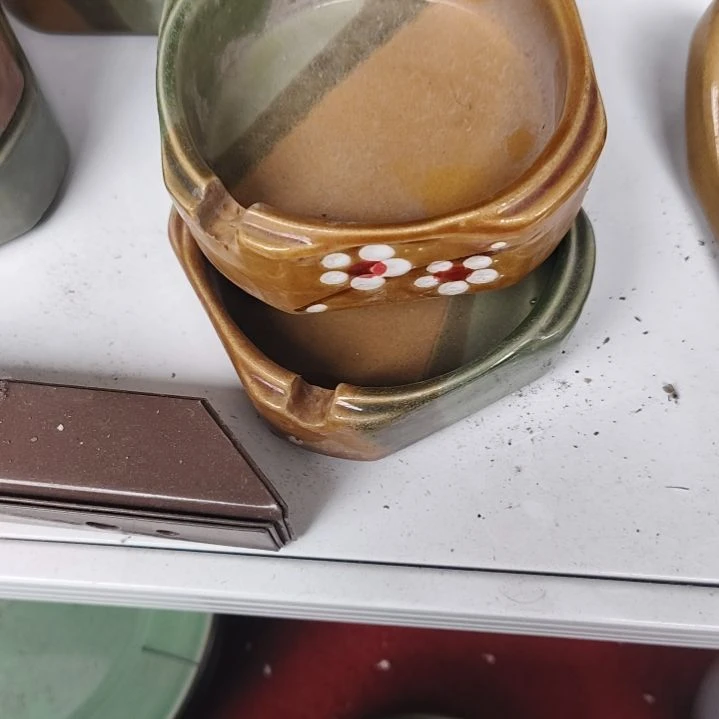 瓷片瓷器，各种摆件，瓷片，