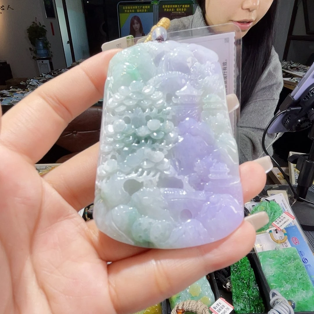 颈饰未镶嵌翡翠一