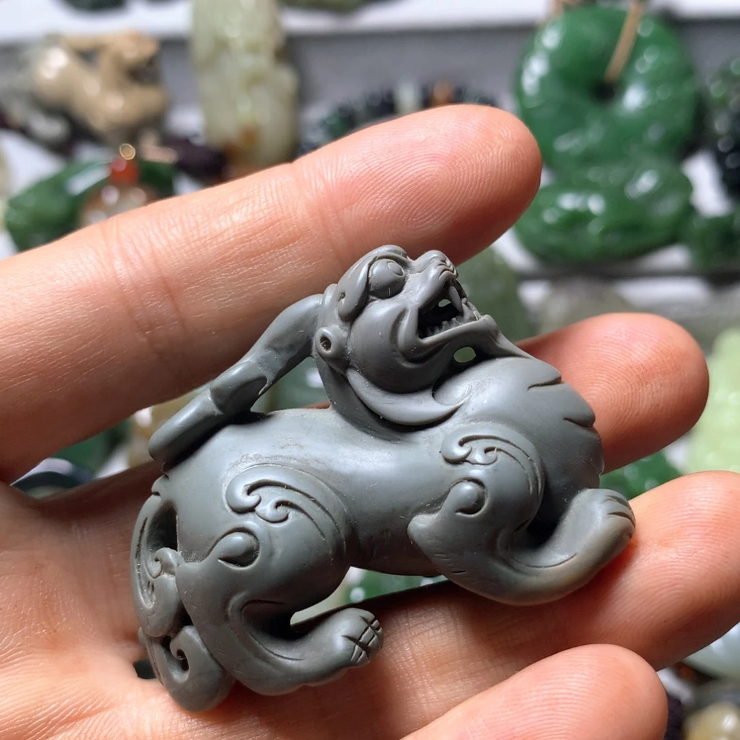 石英质玉（阿拉善玉）未镶嵌阿拉善彩玉手把件摆件