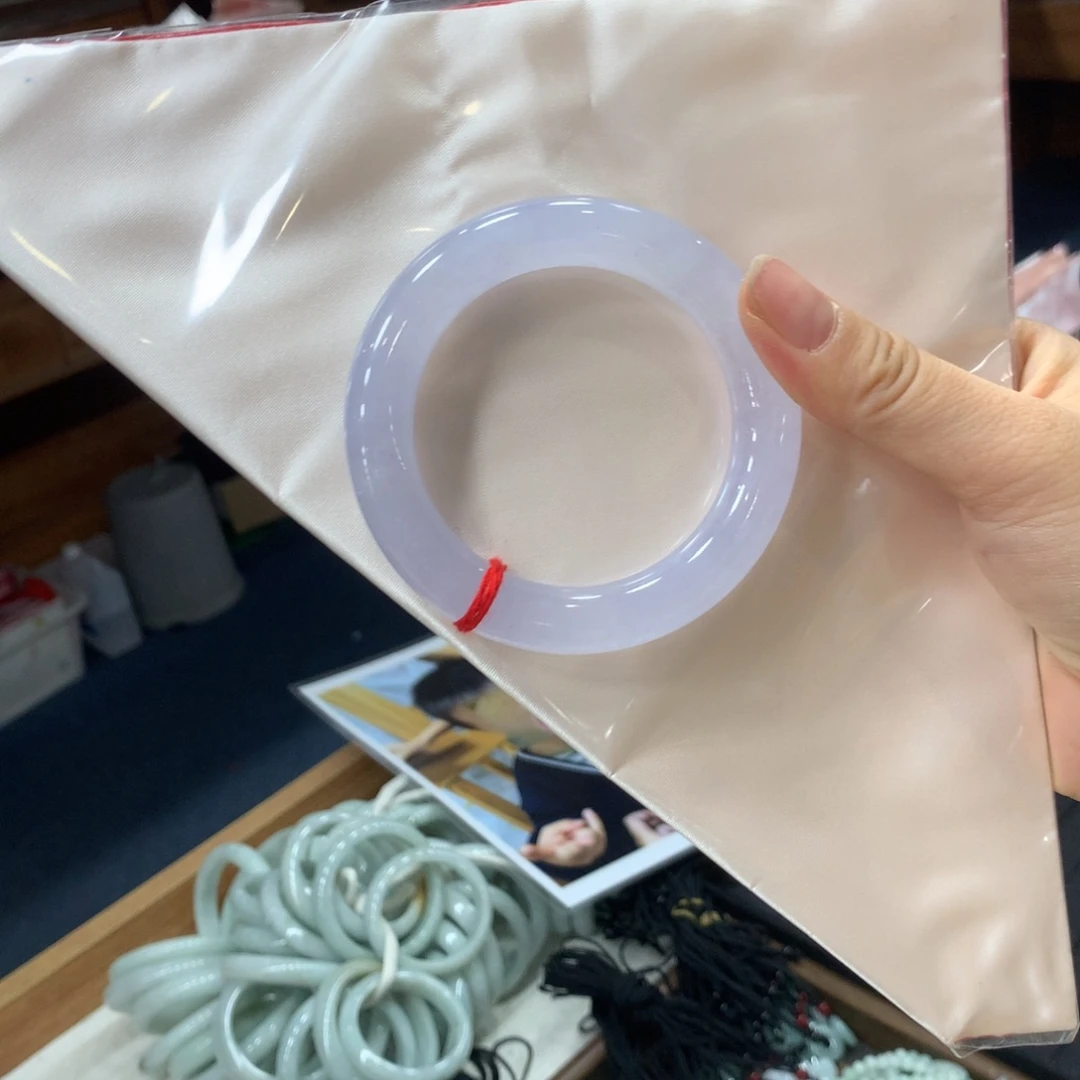 翡翠未镶嵌手镯我