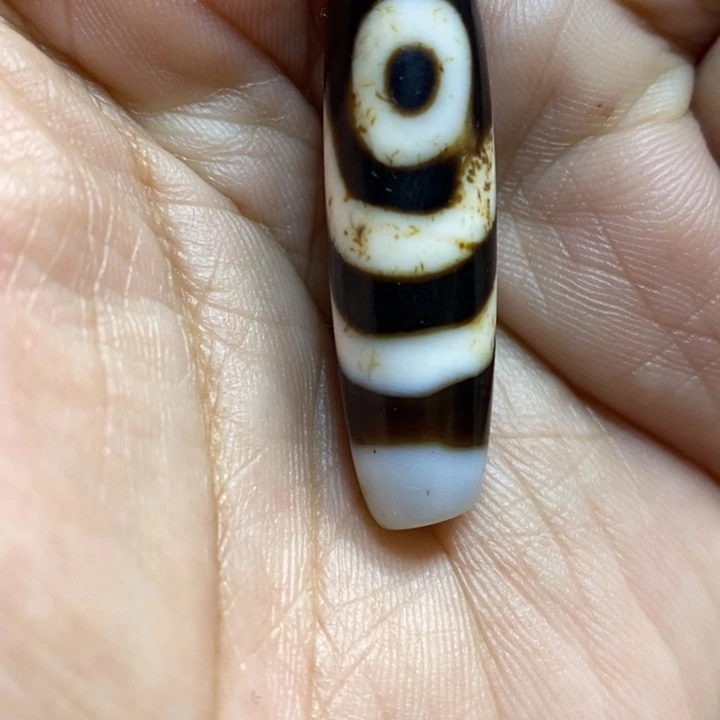 玛瑙/玉髓颈饰未镶嵌彩虹两眼