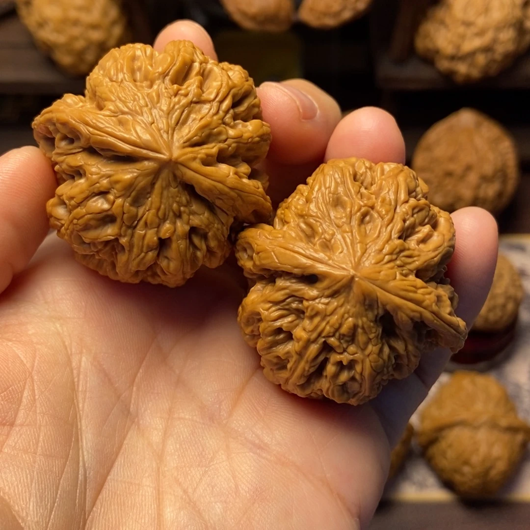 ㊖***㊖把件文玩核桃全品大粗筋41.5