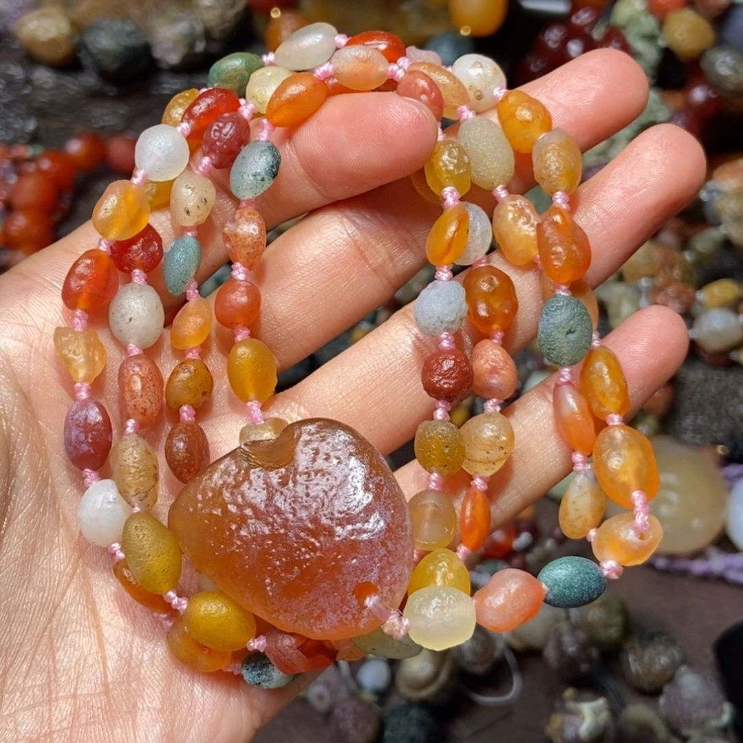 玛瑙/玉髓未镶嵌珠宝半成品可*珠