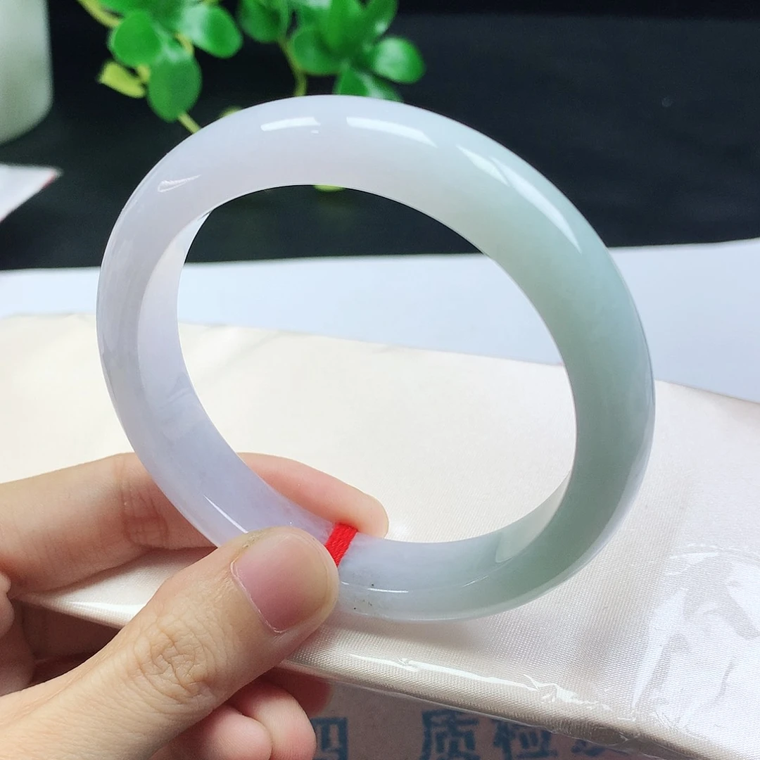未镶嵌手镯翡翠小****?59圈口春彩正圈
