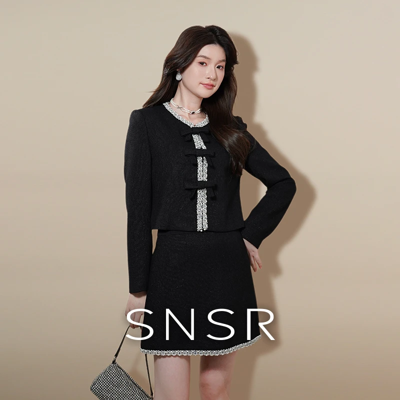 SNSR/圣妮思2025春新款气质名媛千金风闪钻亮片短裙套装