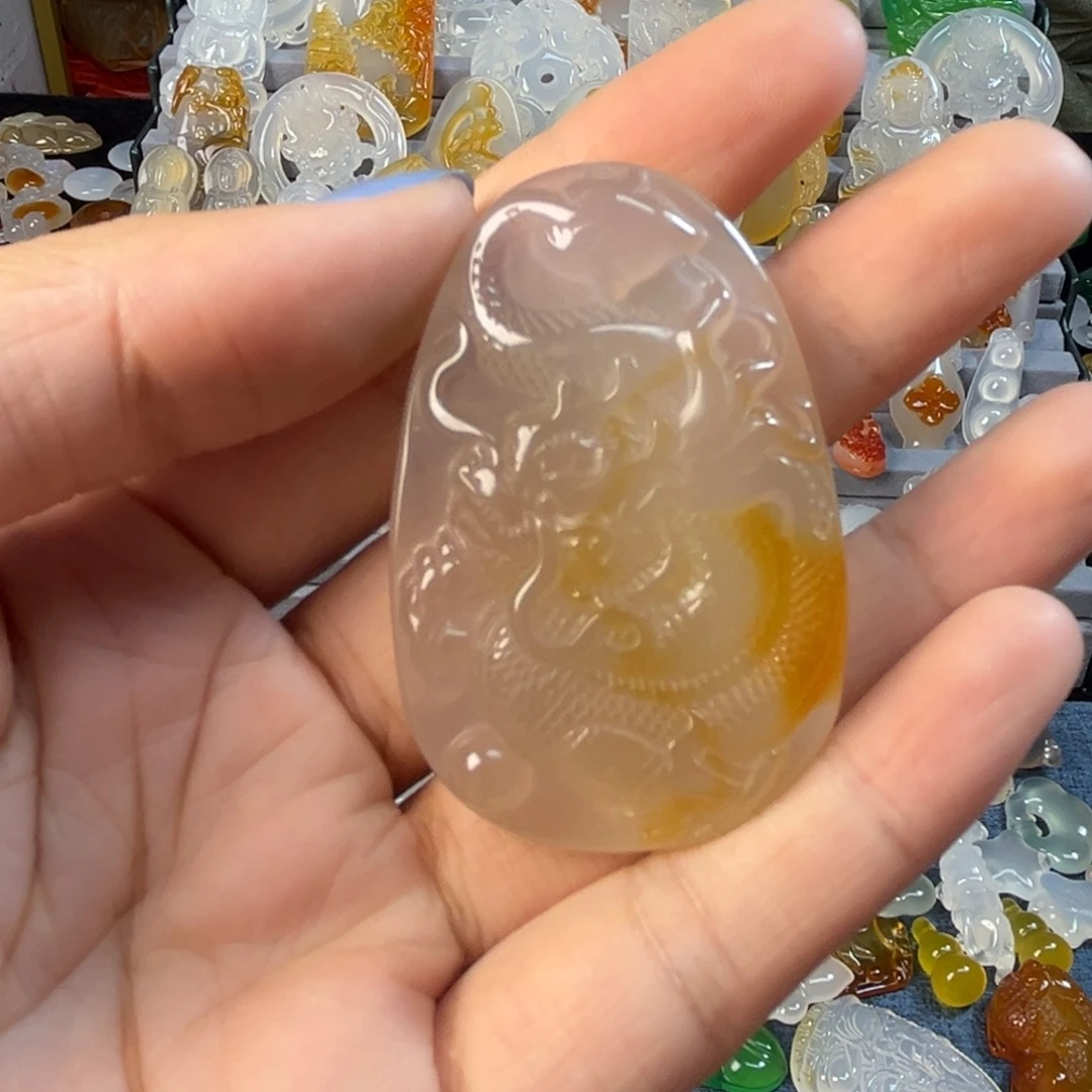 玛瑙/玉髓未镶嵌颈饰