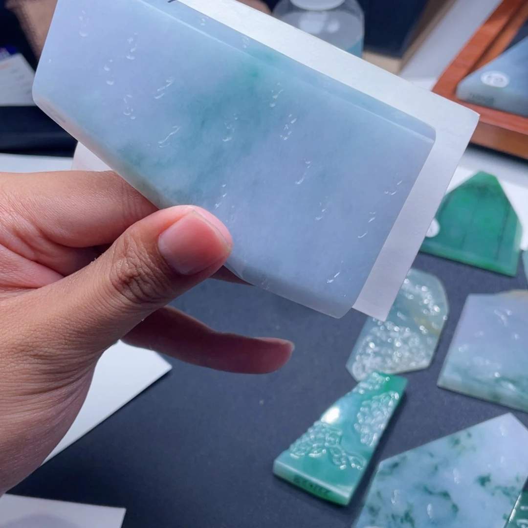 定制翡翠未镶嵌大牌料