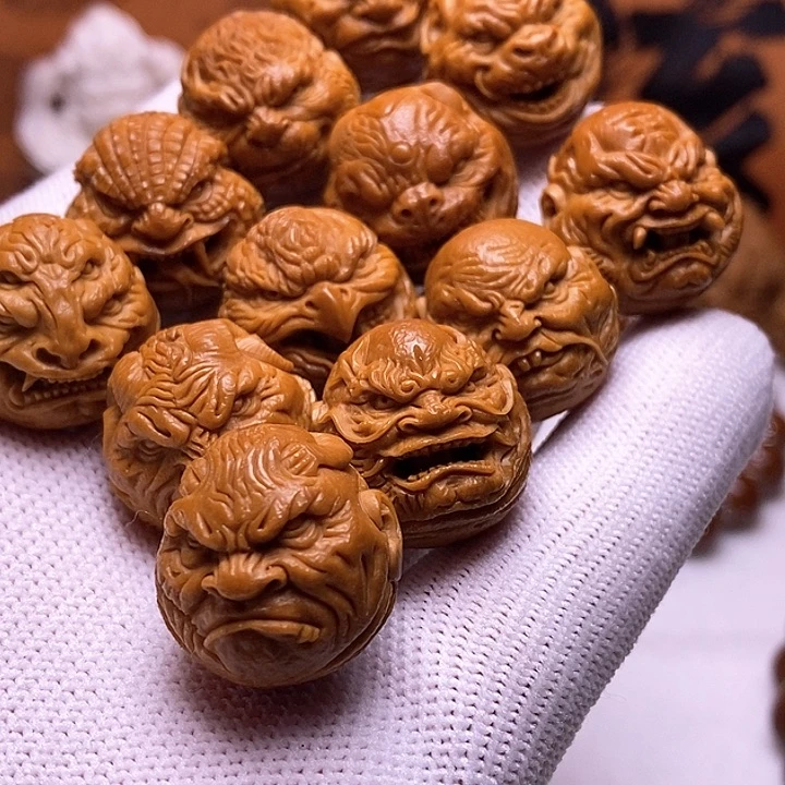 吊坠橄榄核橄榄铁核2.0恶僧