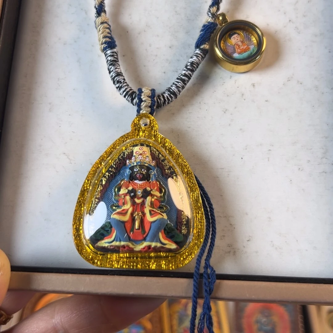 吊坠圆****扎基加阿弥定制