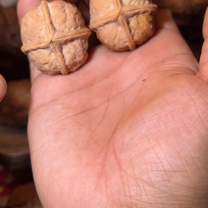 文玩核桃吊坠滇西22