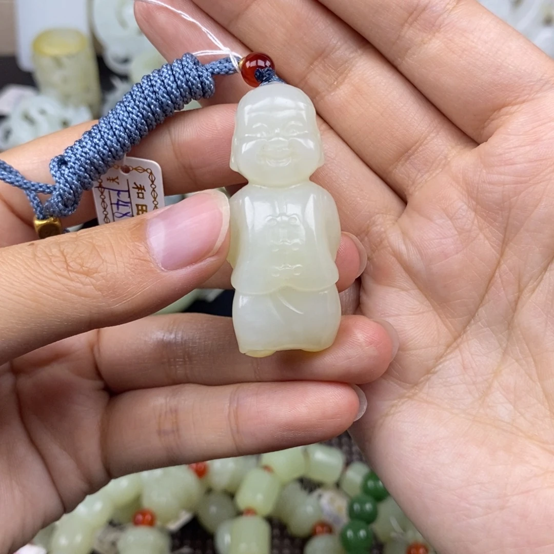 未镶嵌和田玉挂件