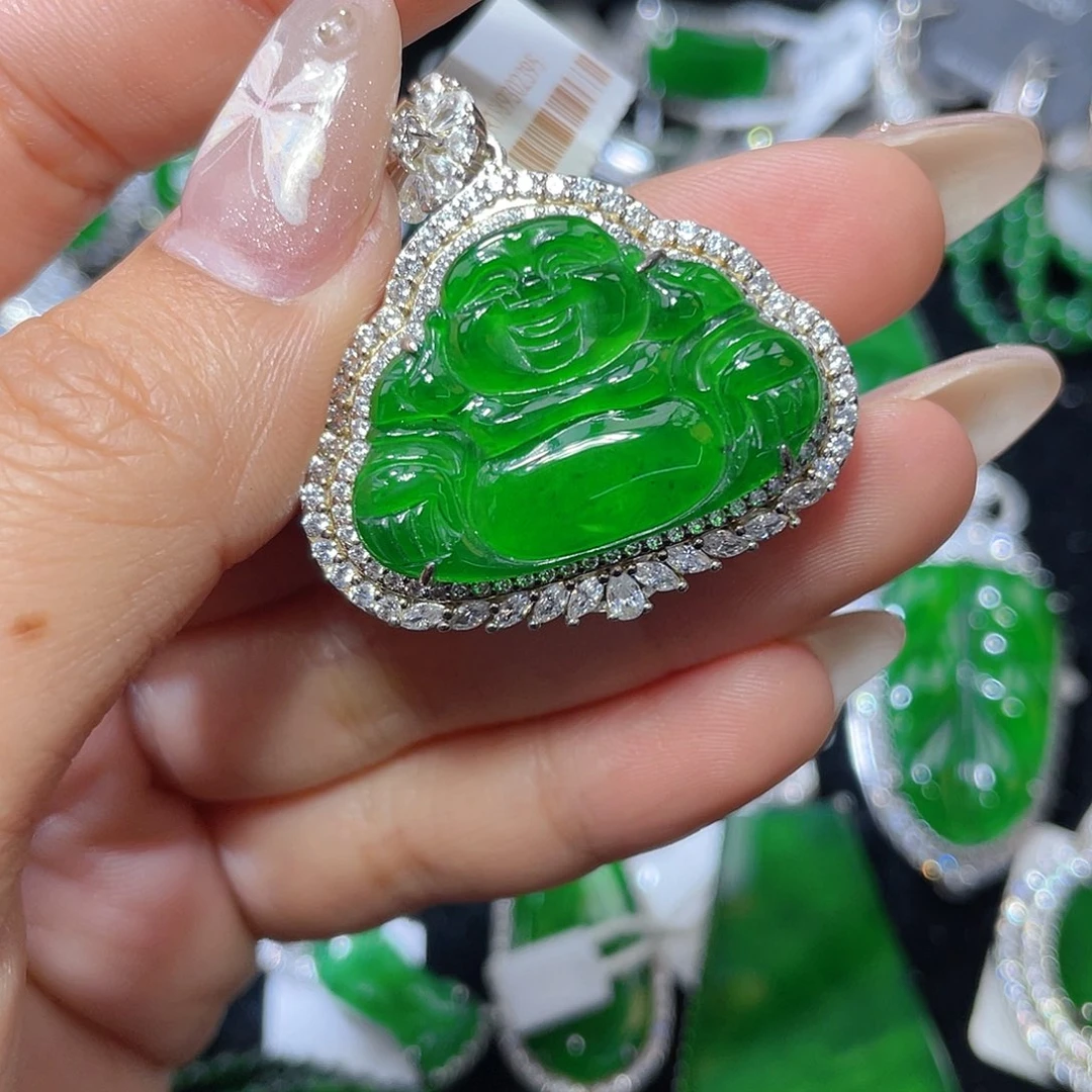 翡翠颈饰银S925镶嵌翡翠