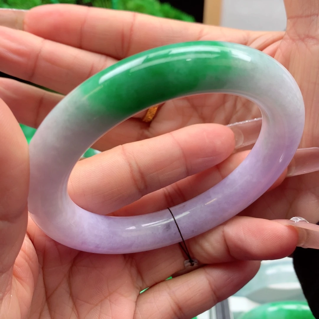 未镶嵌手镯翡翠缅甸