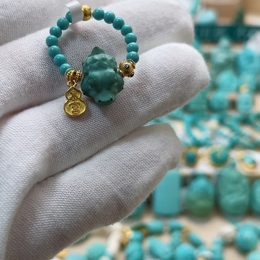 绿松石珠宝奇石18K金镶嵌