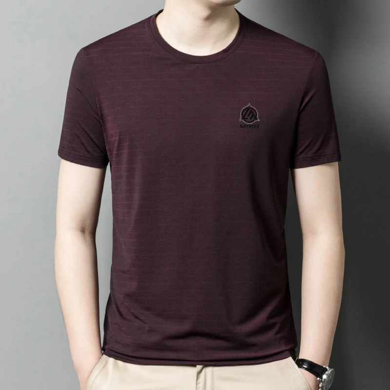 2025年夏季冰丝t恤男短袖圆领宽松凉感滑料潮流中年爸爸夏装上衣