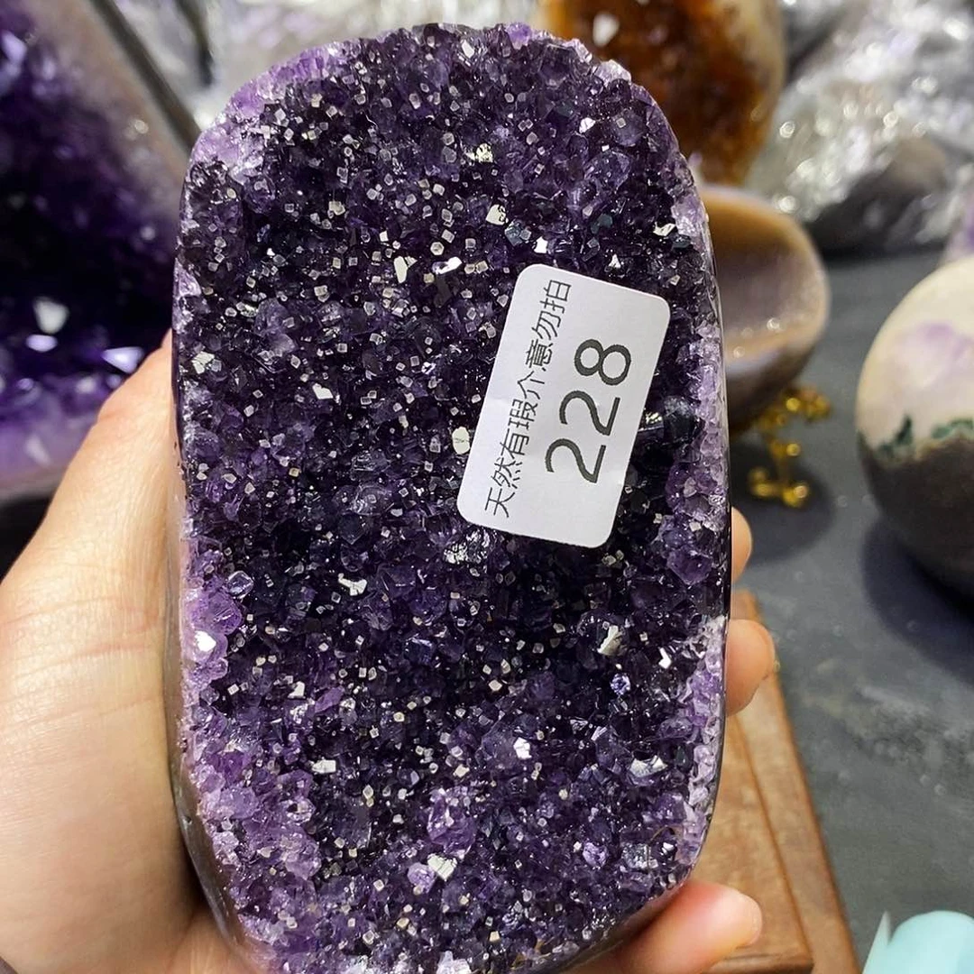 水晶大型摆件（非配饰）未镶嵌