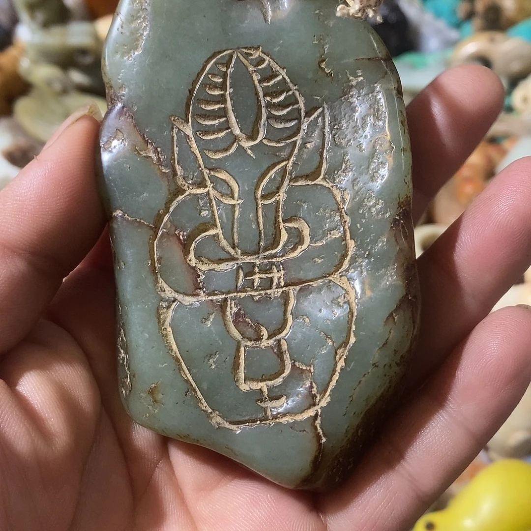 和田玉（糖玉）未镶嵌挂件