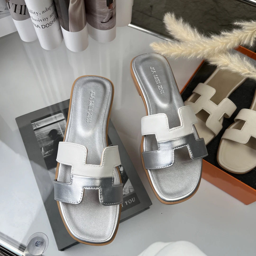 拖鞋女外穿2025新款夏季时尚百搭平底羊皮一字拖网红沙滩旅游凉鞋