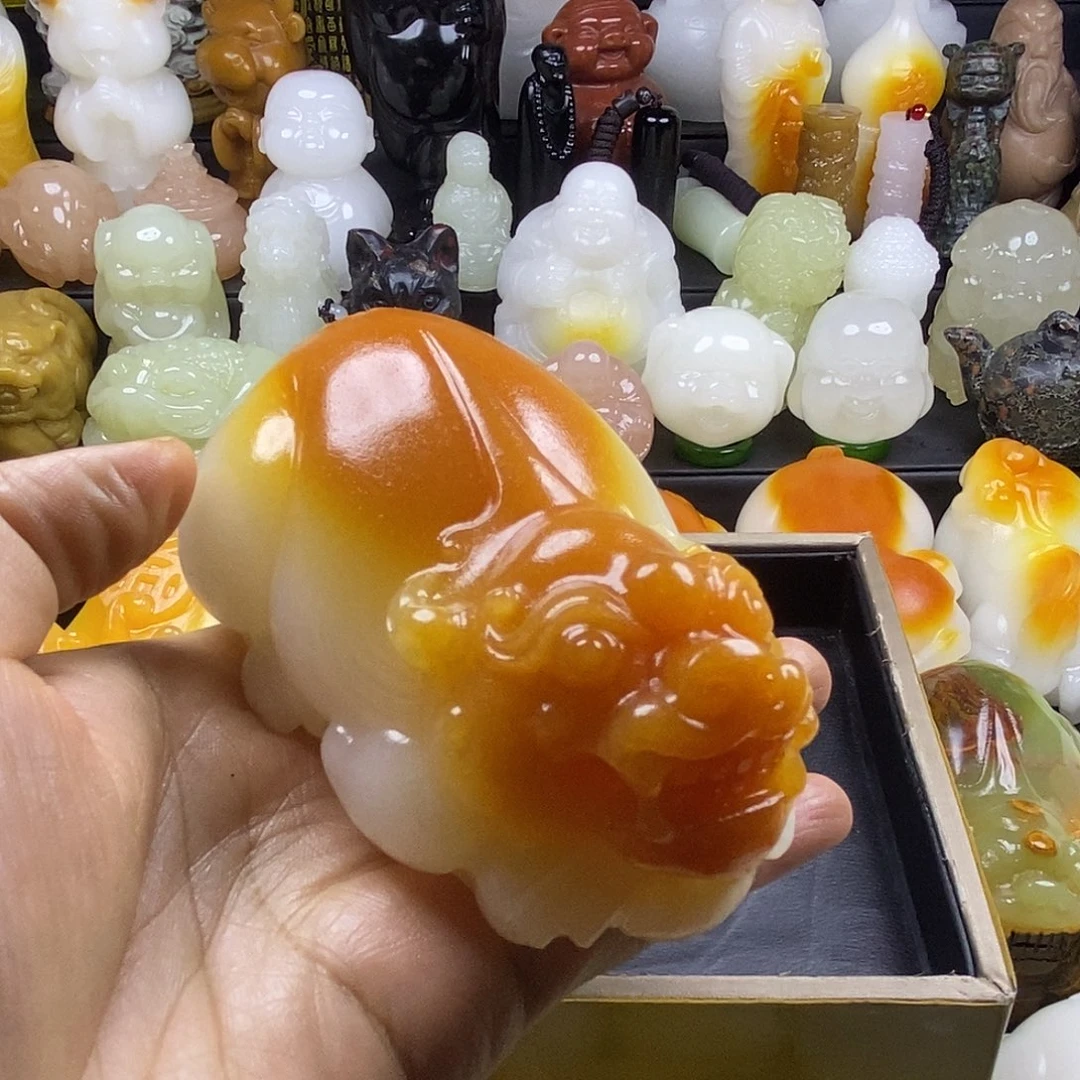 无花朵原石手把件