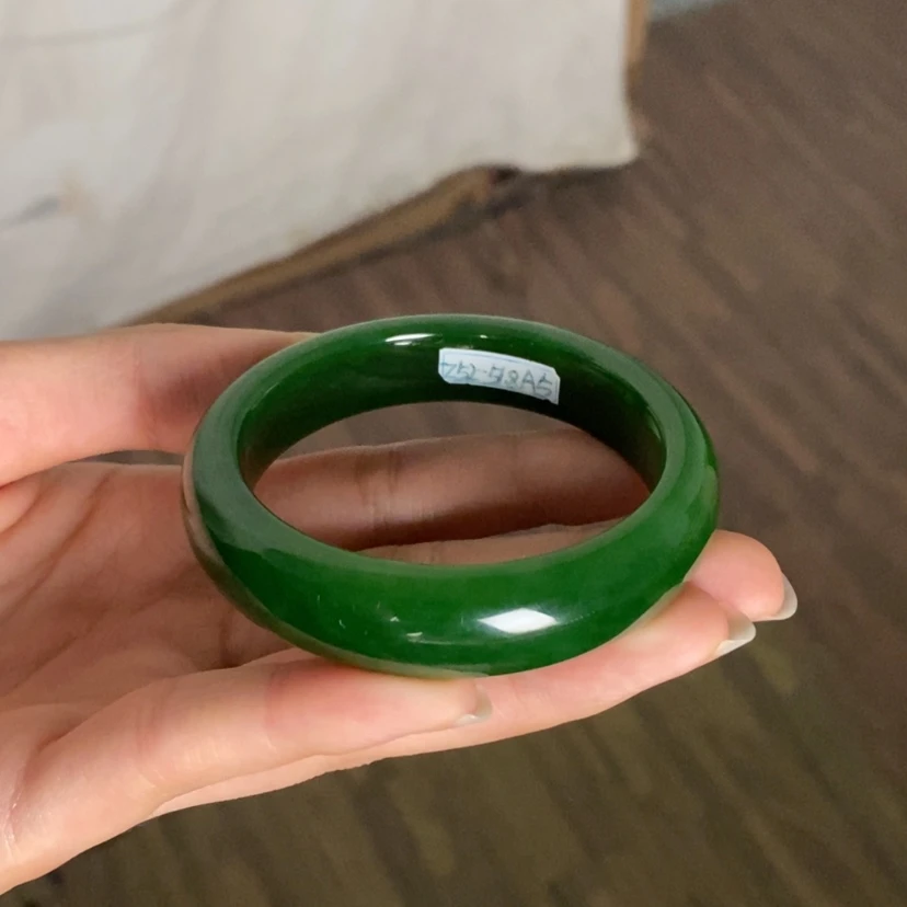 【闪购商品】未镶嵌手镯和田玉（碧玉）