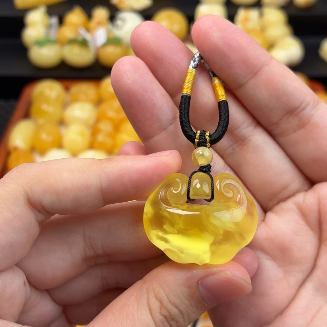 蜜蜡未镶嵌毛衣链蜜蜡