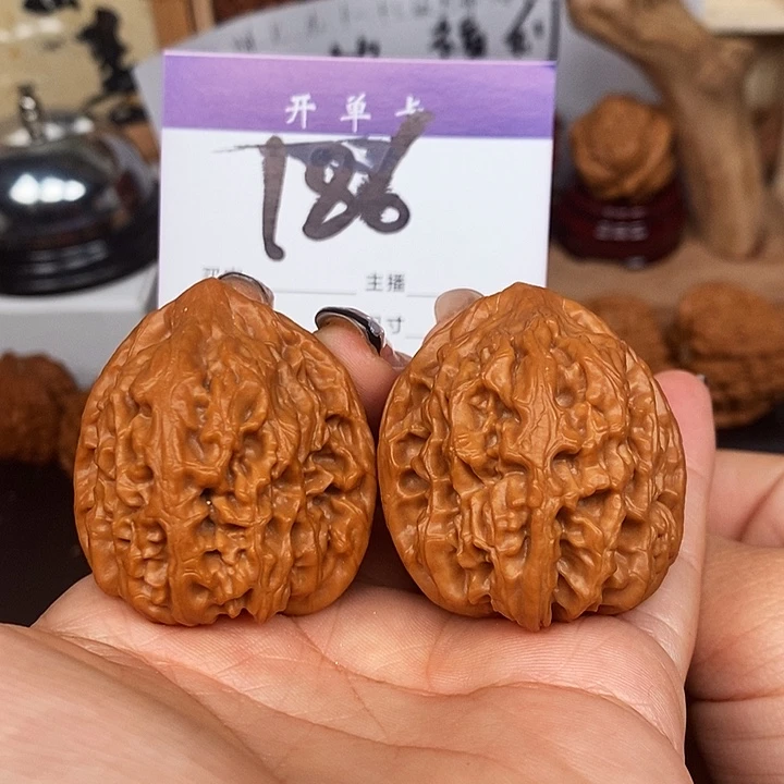 桃核吊坠老树鸡心40有修s