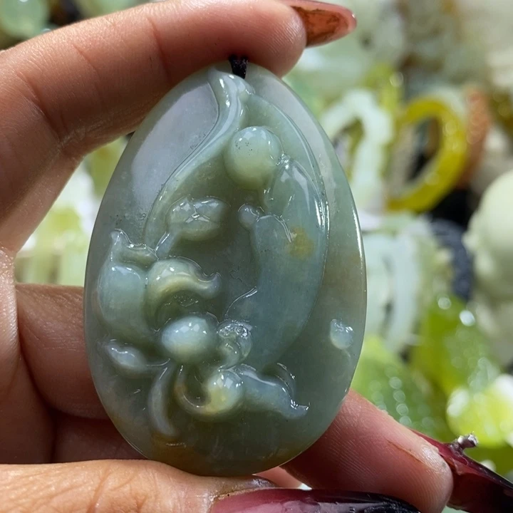 岫玉未镶嵌岫玉吊坠