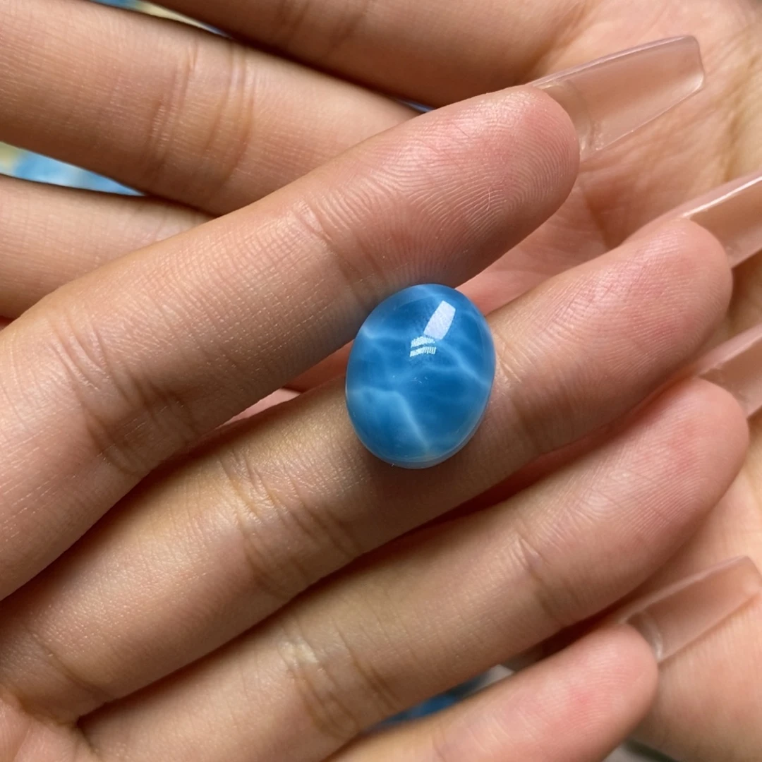 阿***呀未镶嵌针钠钙石（海纹石）颈饰