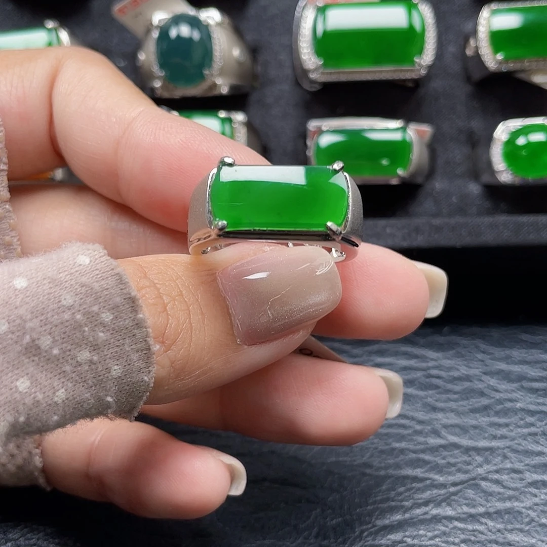 翡翠银S925镶嵌戒指天然A货翡翠没运费险3558