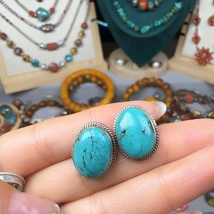 成***晓非金属藏地密码耳钉