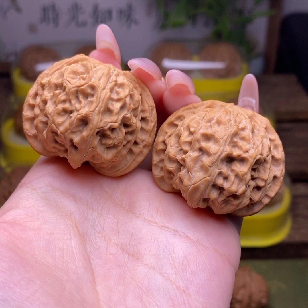 文玩核桃吊坠全品40尺矮桩苹果园