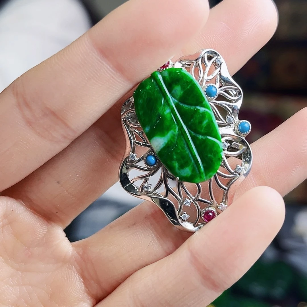 颈饰银S925镶嵌翡翠多样性