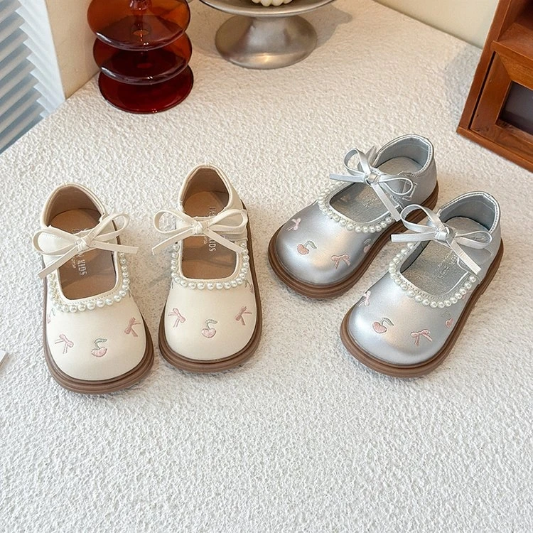 鞋子刺绣春秋洋气冬季女宝软底女童蝴蝶结绣花皮鞋公主鞋童鞋儿童
