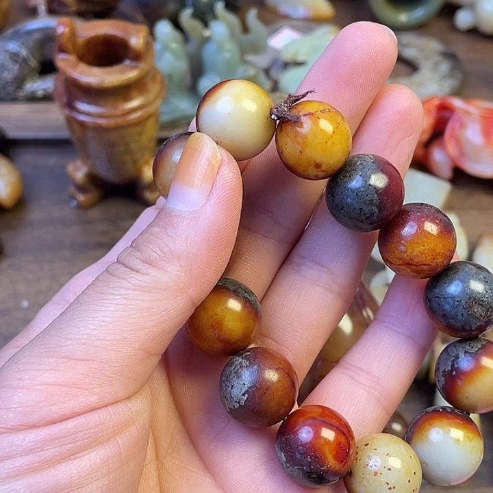 未镶嵌和田玉（糖玉）挂件