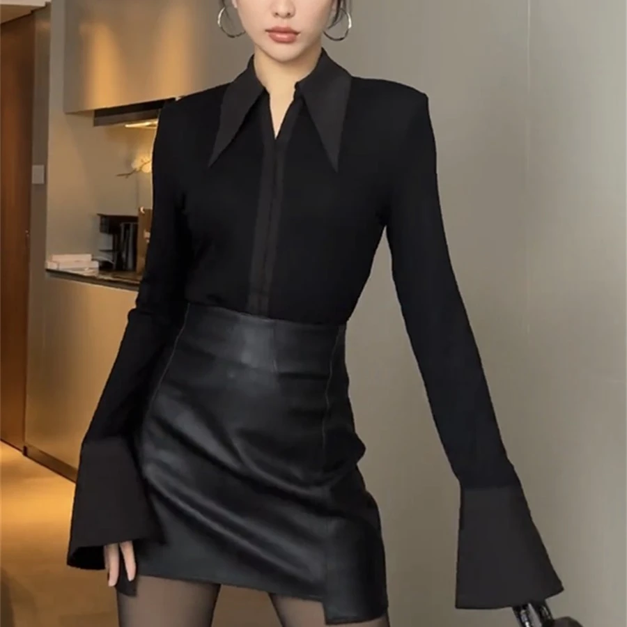 纯欲辣妹V领POLO衫女时尚法式气质轻熟显瘦黑色小众长袖衬衫上衣