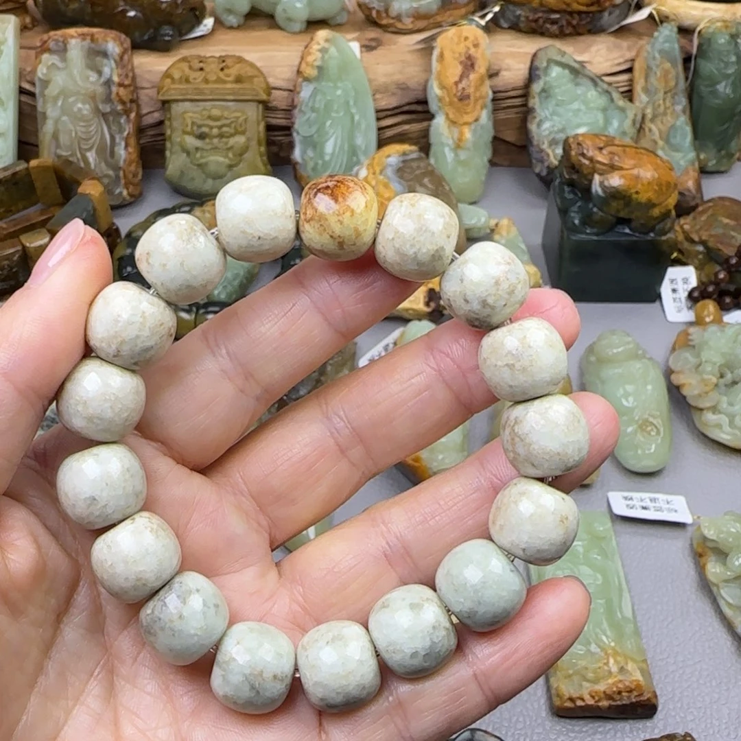 岫岩河磨玉（透闪石质玉）未镶嵌珠宝奇石