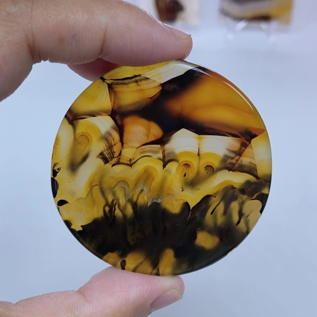 玛瑙/玉髓未镶嵌珠宝半成品